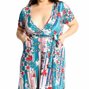Plus Size Plunging Neckline Maxi Dress in Blue